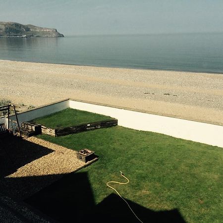 Superb Cintra Beachside Apartments Llandudno Værelse billede
