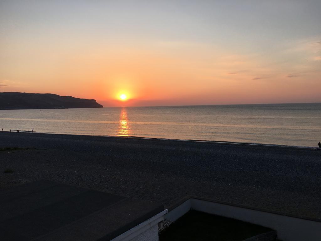 Superb Cintra Beachside Apartments Llandudno Eksteriør billede